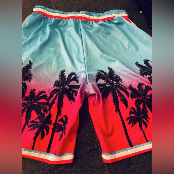 Miami Boy shorts - New & never worn size Large in Boys teenager - Picture 2 of 2